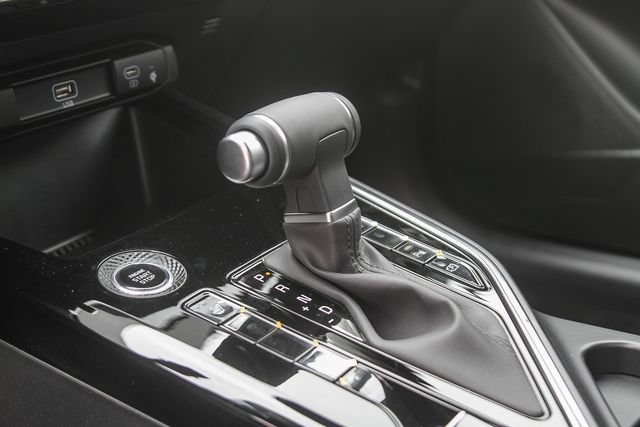 New 2026 Kia Niro EX FWD image 23
