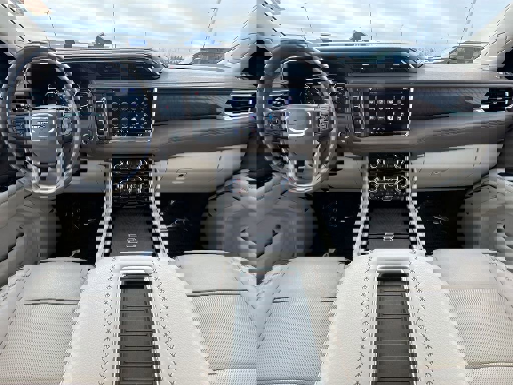 Certified 2021 GMC Yukon Denali image 22