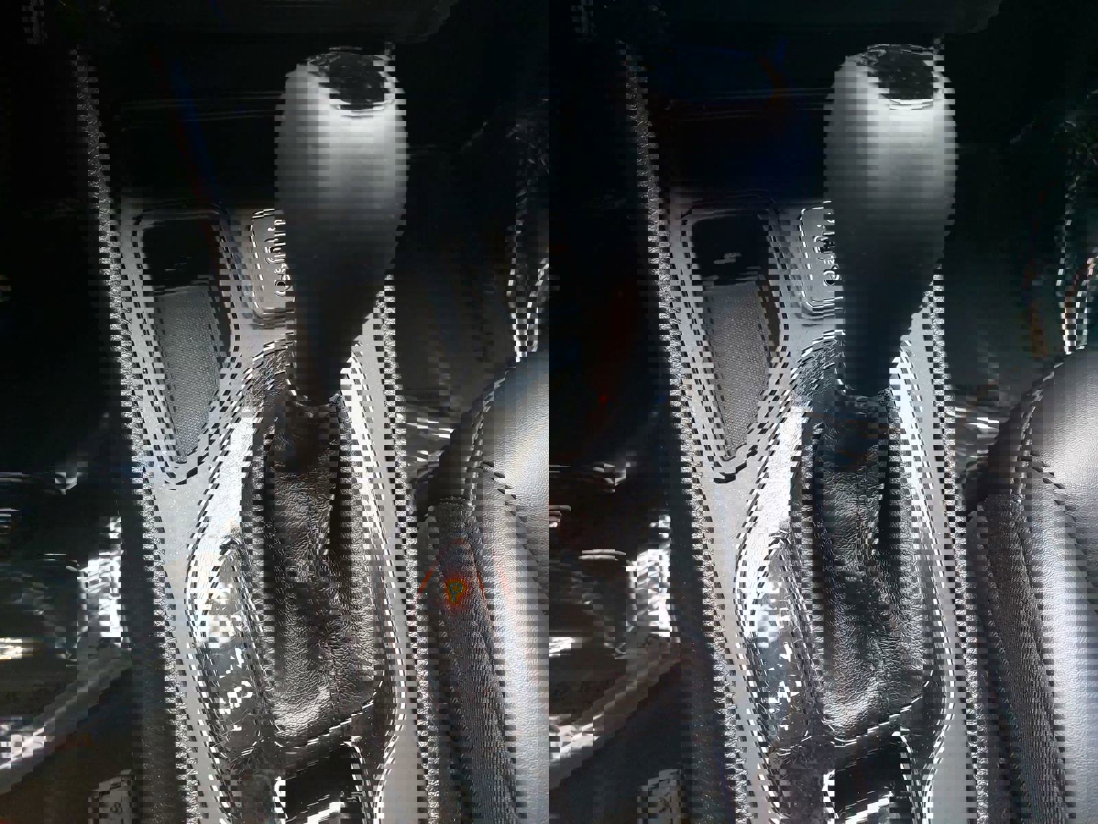 Used 2020 Jeep Cherokee Latitude Plus image 23