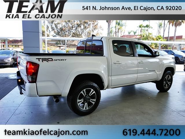 Used 2016 Toyota Tacoma TRD Sport w/ Towing Package RWD image 8