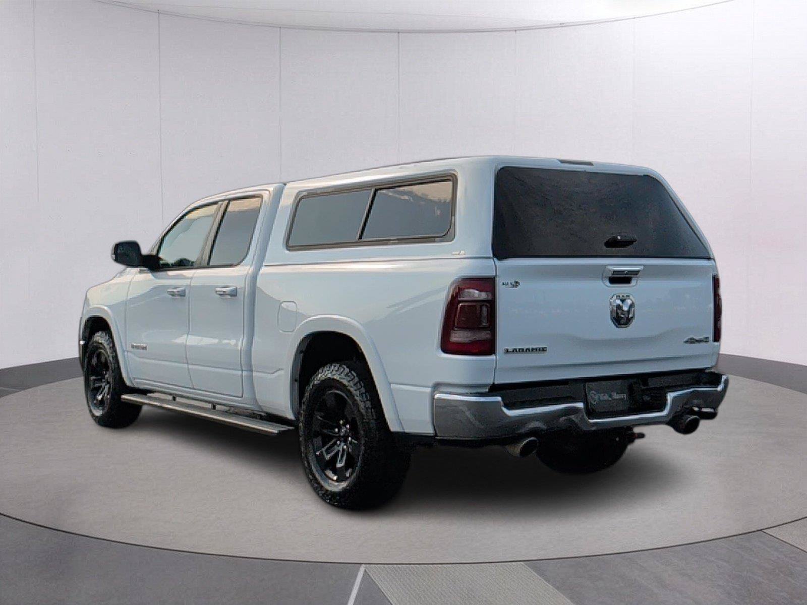 Used 2020 RAM 1500 Laramie AWD/4WD image 3