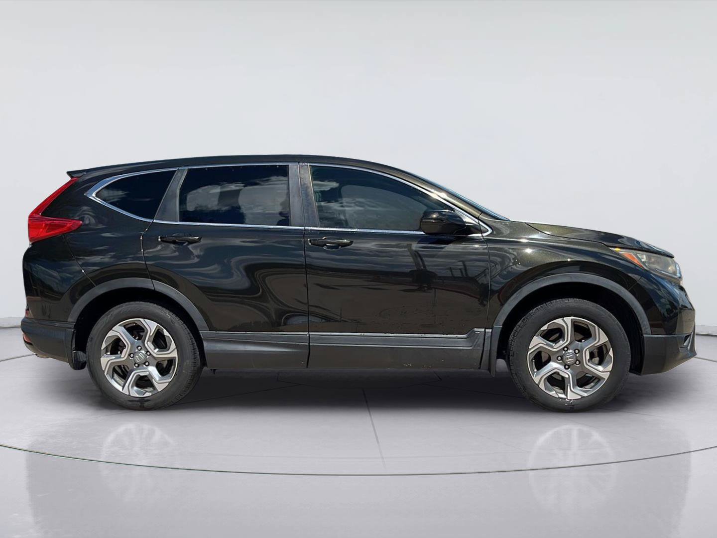 Used 2017 Honda CR-V EX image 2