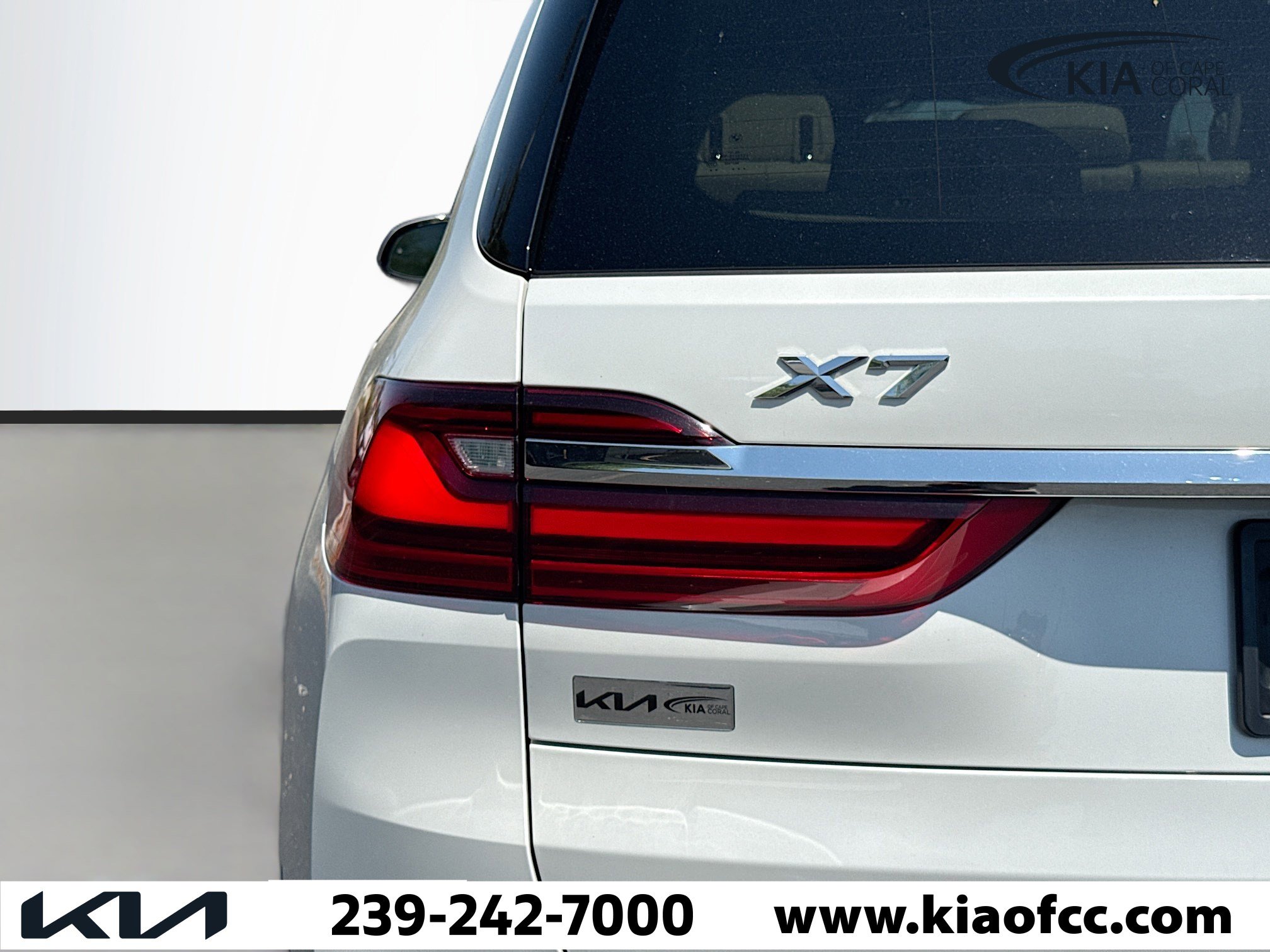 Used 2021 BMW X7 xDrive40i w/ Premium Package image 9