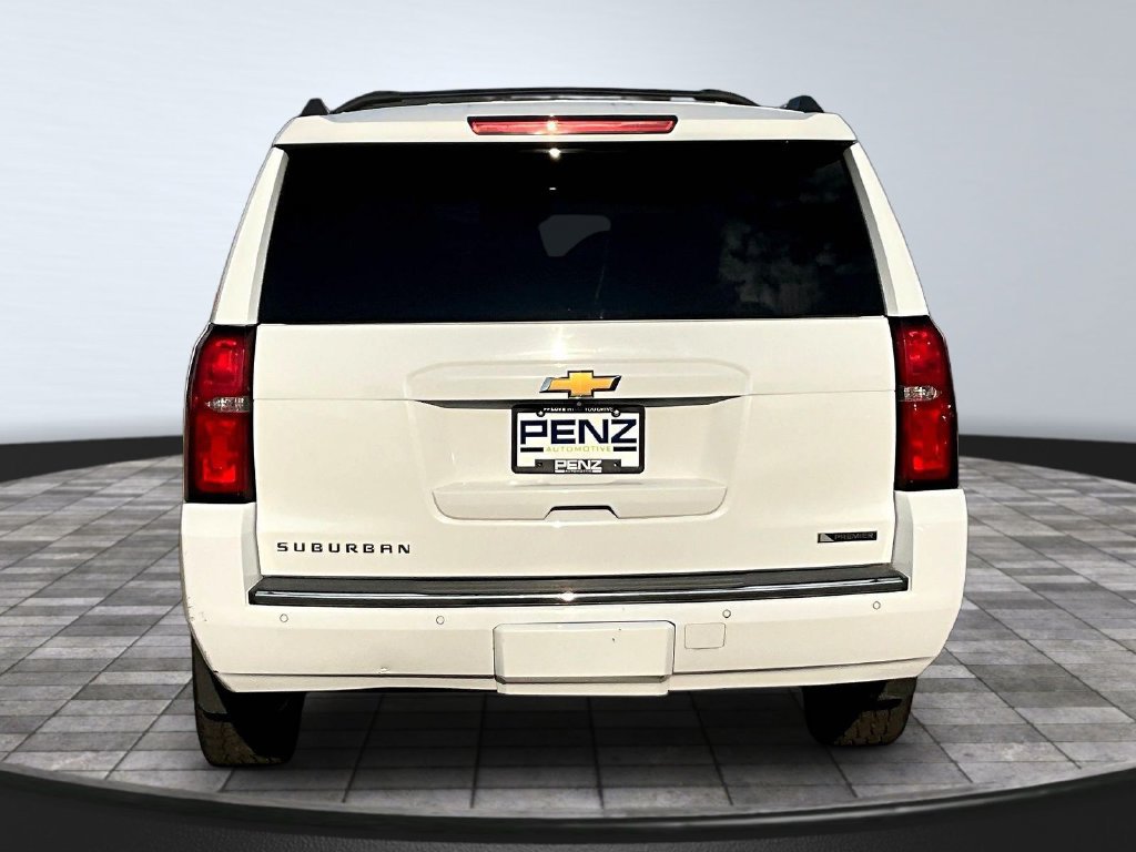 Used 2018 Chevrolet Suburban Premier AWD/4WD image 6