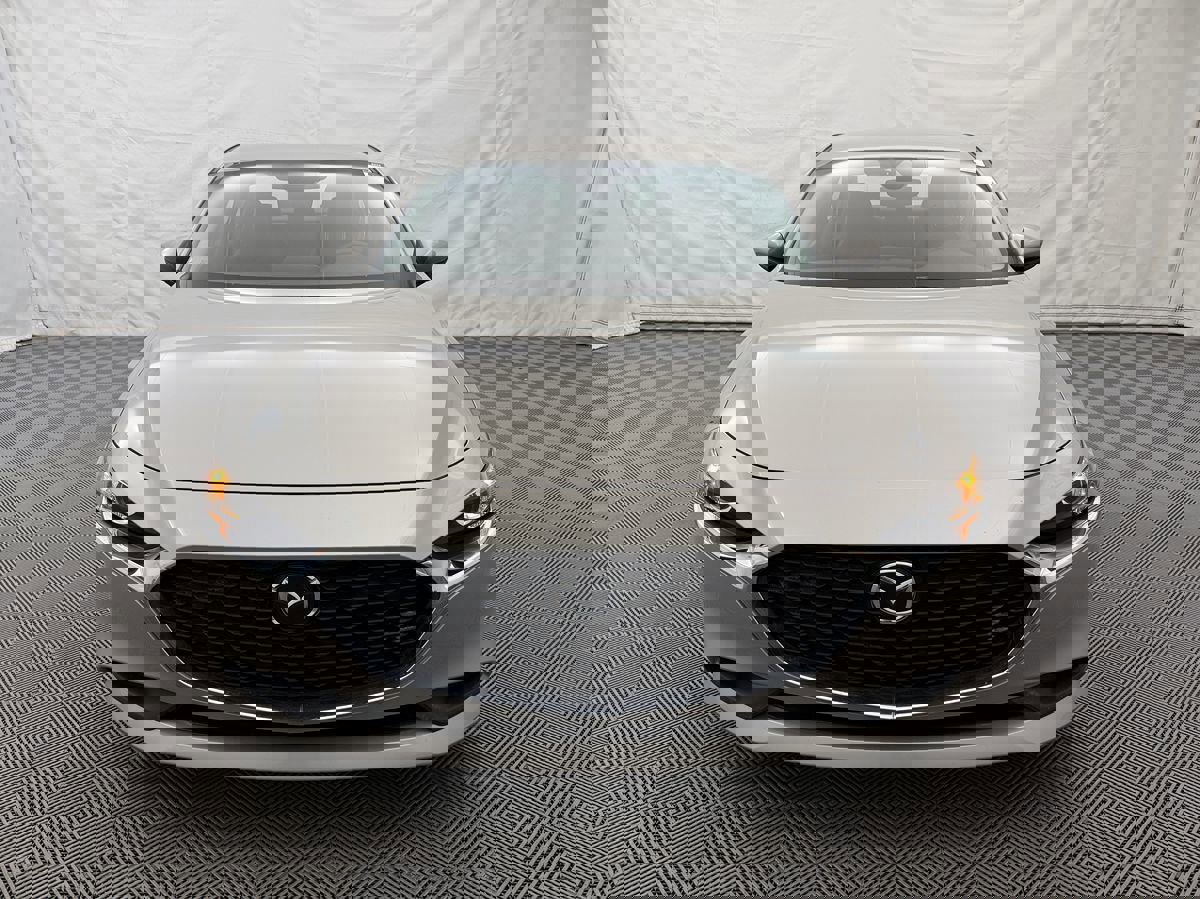 Used 2022 MAZDA MAZDA3 s FWD image 3