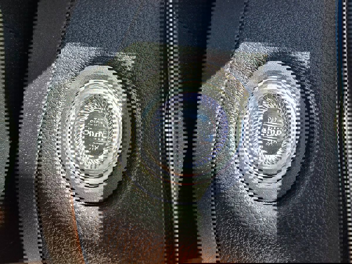 Used 2021 Mercedes-Benz C 300 Cabriolet image 43