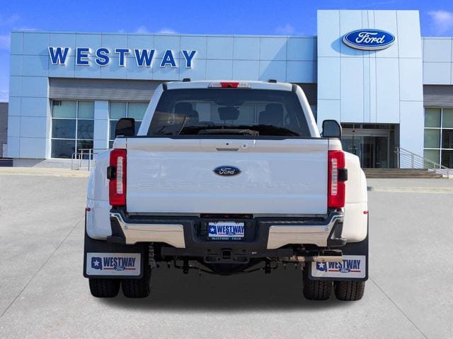 New 2026 Ford F350 Lariat w/ Chrome Package AWD/4WD image 4