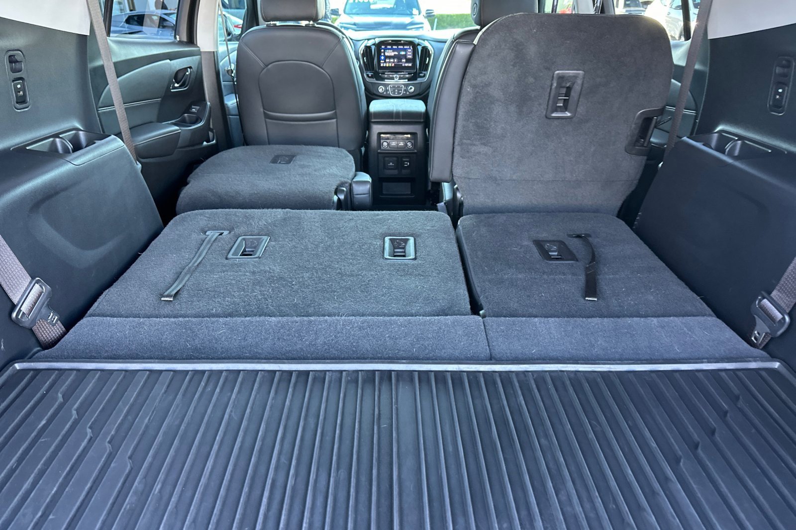 Used 2020 Chevrolet Traverse RS image 18