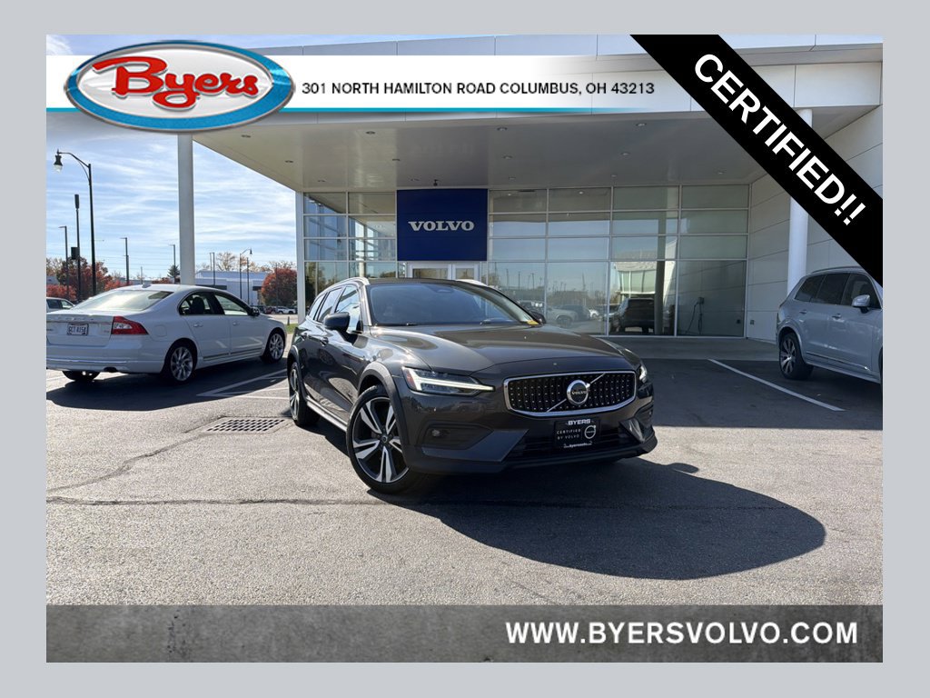 Used 2025 Volvo V60 B5 Cross Country Plus
