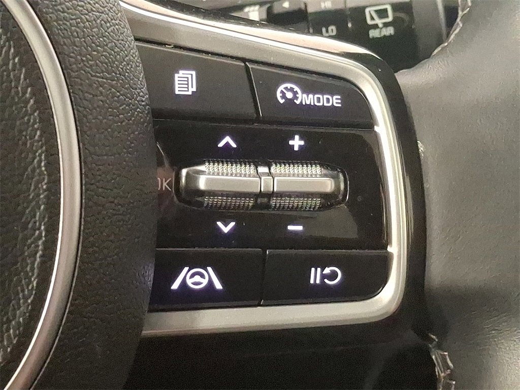 Used 2023 Kia Sorento S w/ Panoramic Sunroof Package image 25