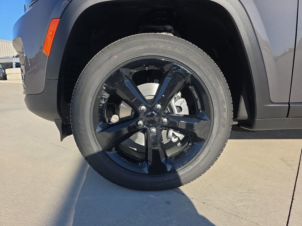 New 2025 Jeep Grand Cherokee 4WD image 20