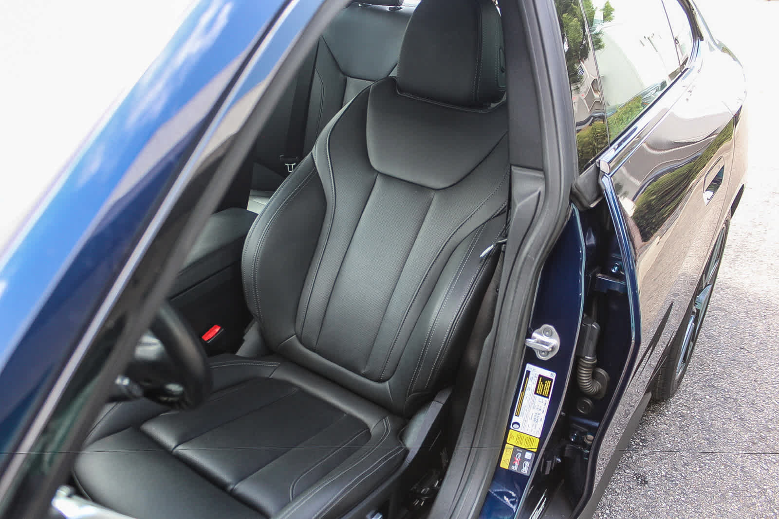 Certified 2023 BMW i4 eDrive35 w/ Premium Package RWD image 34