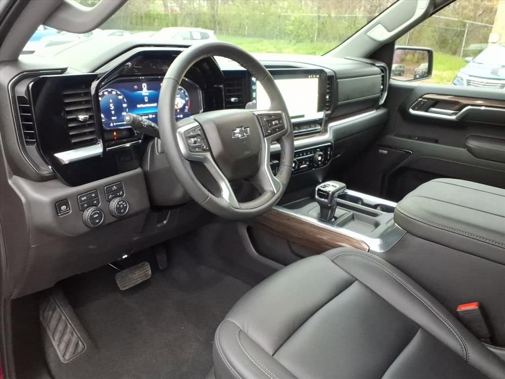 Certified 2025 Chevrolet Silverado 1500 LT Trail Boss w/ Convenience Package II image 15