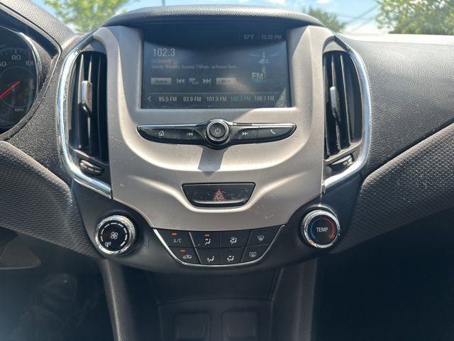 Used 2016 Chevrolet Cruze LS FWD image 12
