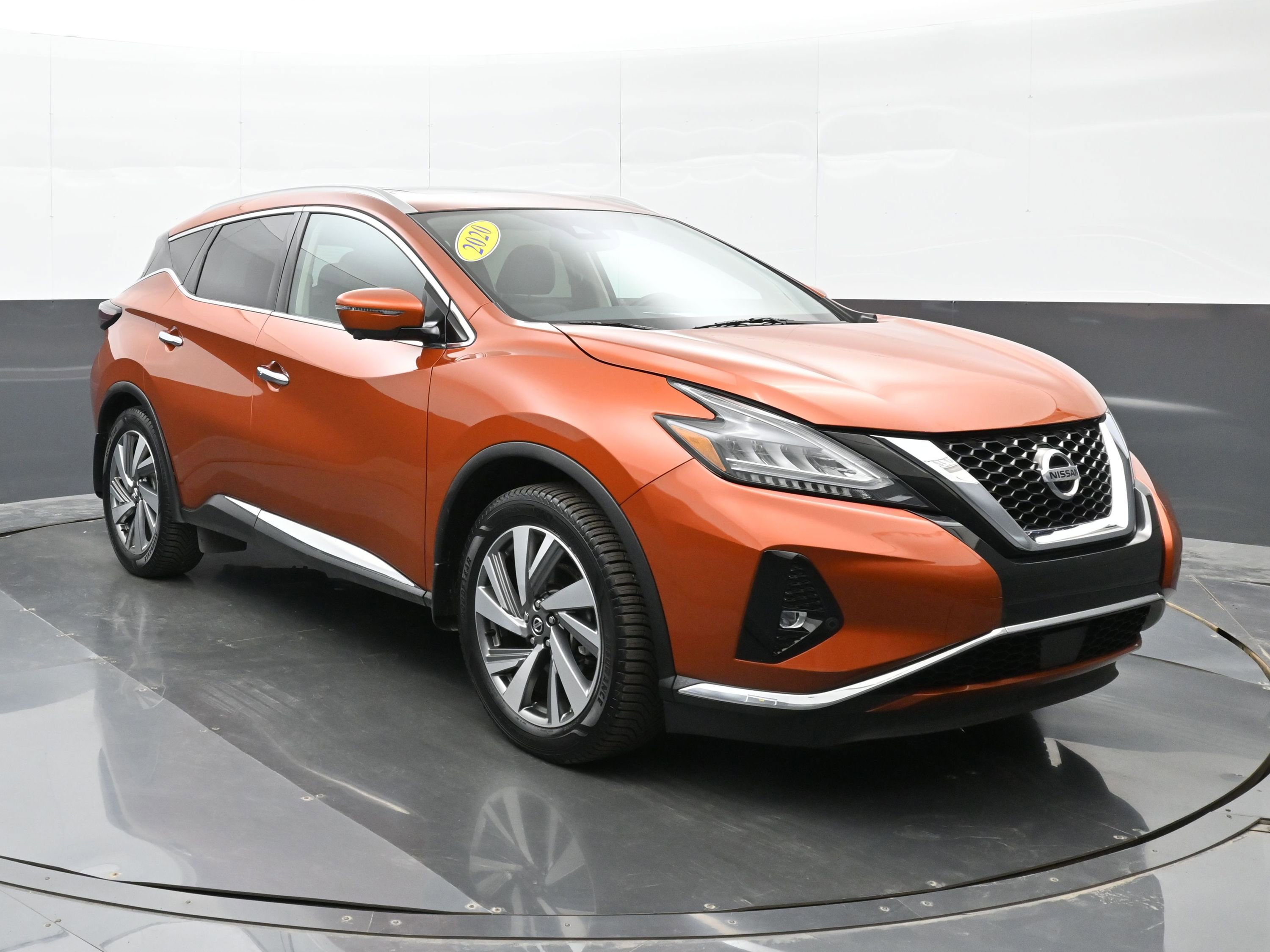 Used 2020 Nissan Murano SL w/ Moonroof Package image 2