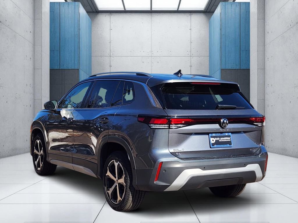 New 2025 Volkswagen Tiguan SE image 26