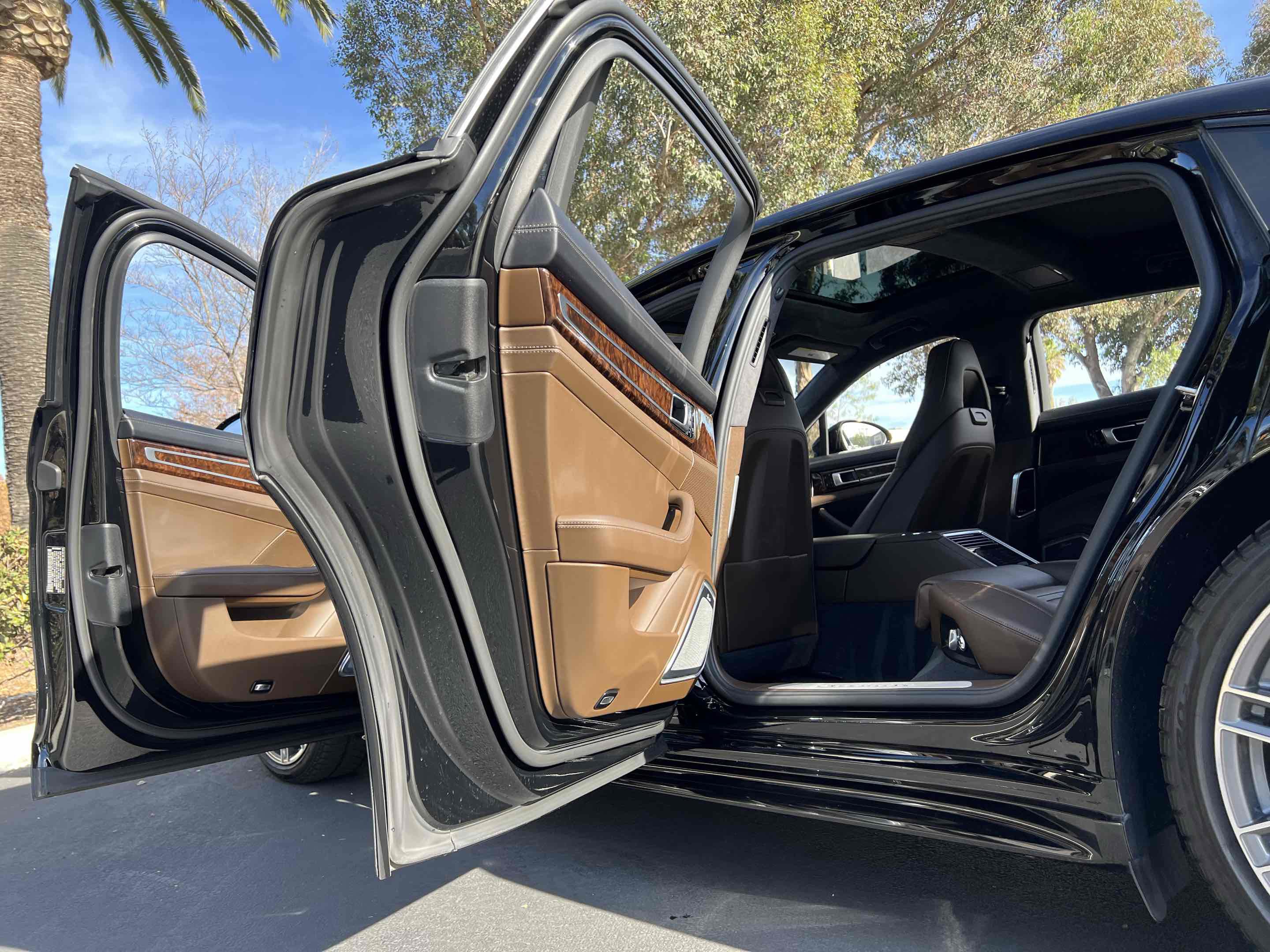 Used 2019 Porsche Panamera Turbo S Executive image 29