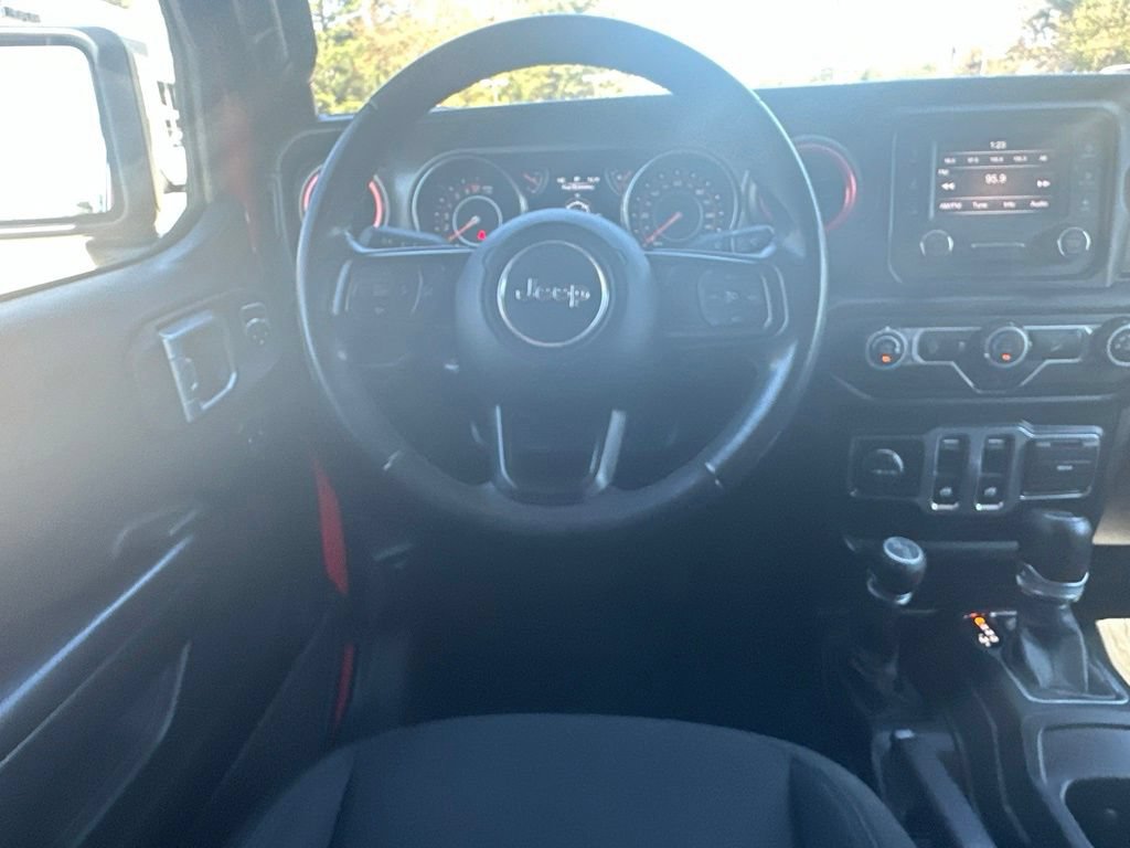 Used 2020 Jeep Wrangler Sport AWD/4WD image 15
