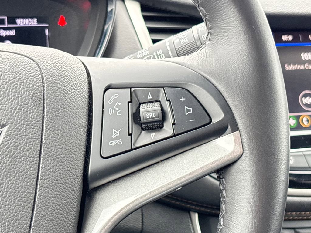 Used 2020 Chevrolet Trax LT w/ LT Convenience Package image 30
