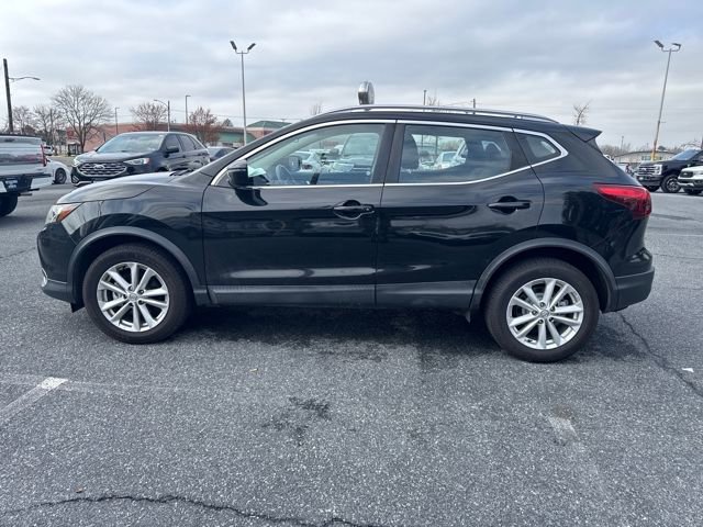 Used 2018 Nissan Rogue Sport SV w/ SV All-Weather Package image 2