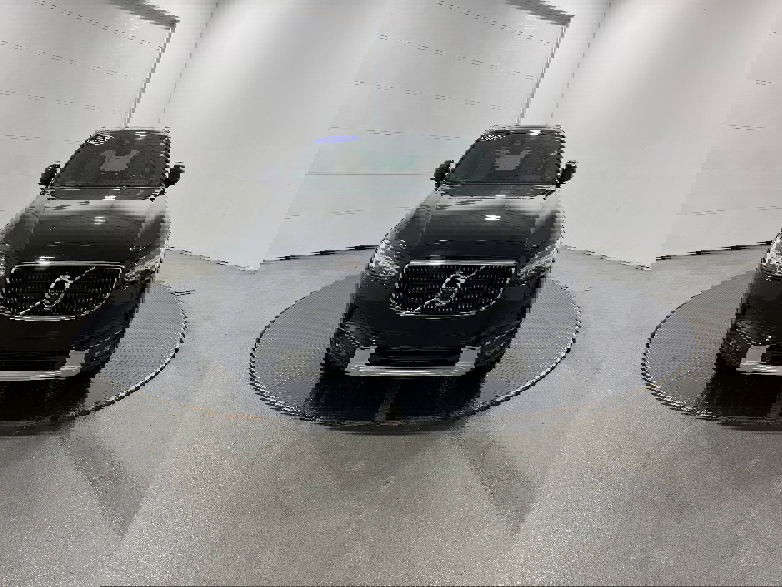 Used 2018 Volvo V90 T6 Cross Country w/ Convenience Package image 21