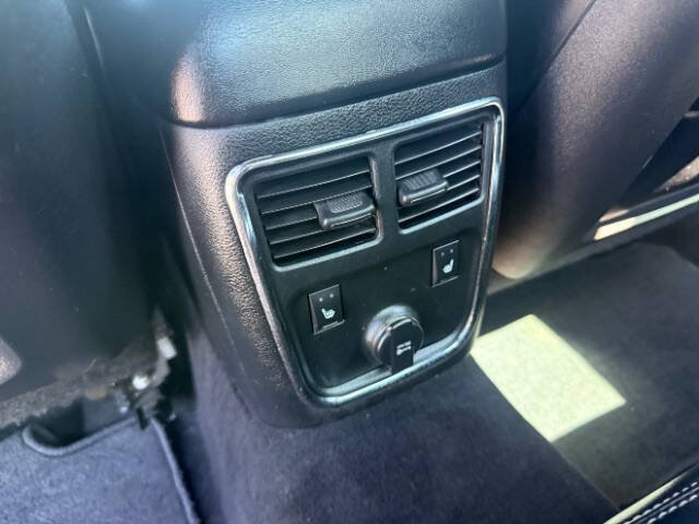 Used 2013 Dodge Charger R/T RWD image 18