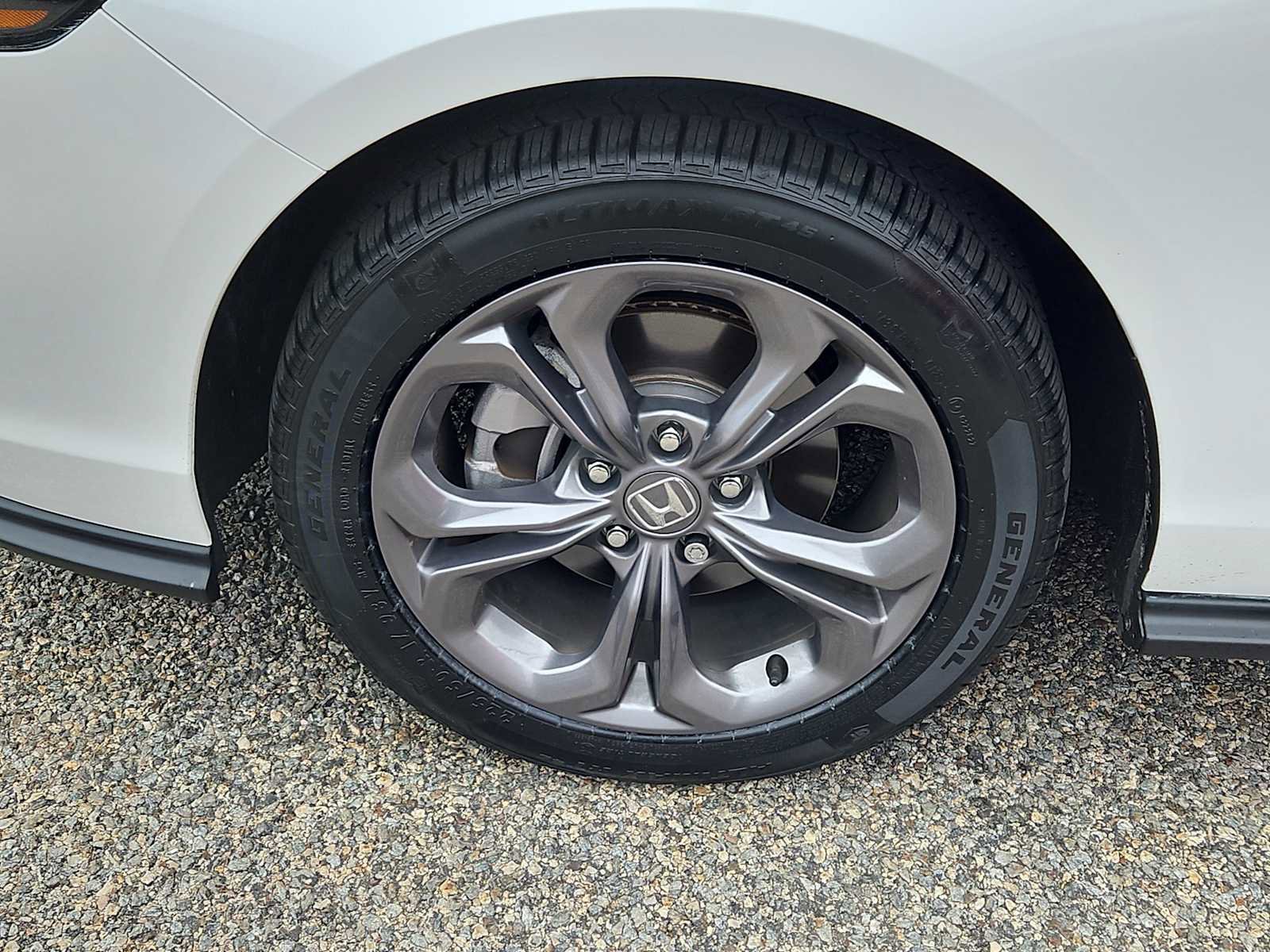 Certified 2023 Honda Accord EX image 7