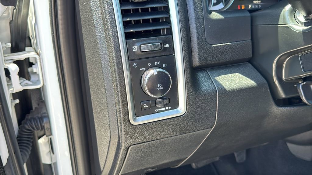 Used 2021 RAM 1500 Classic Warlock w/ Electronics Group image 27