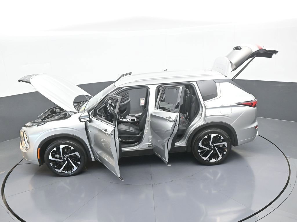 Used 2023 Mitsubishi Outlander SEL image 80