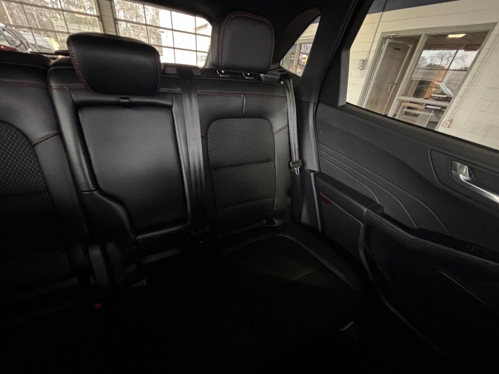 Used 2025 Ford Escape ST-Line image 41