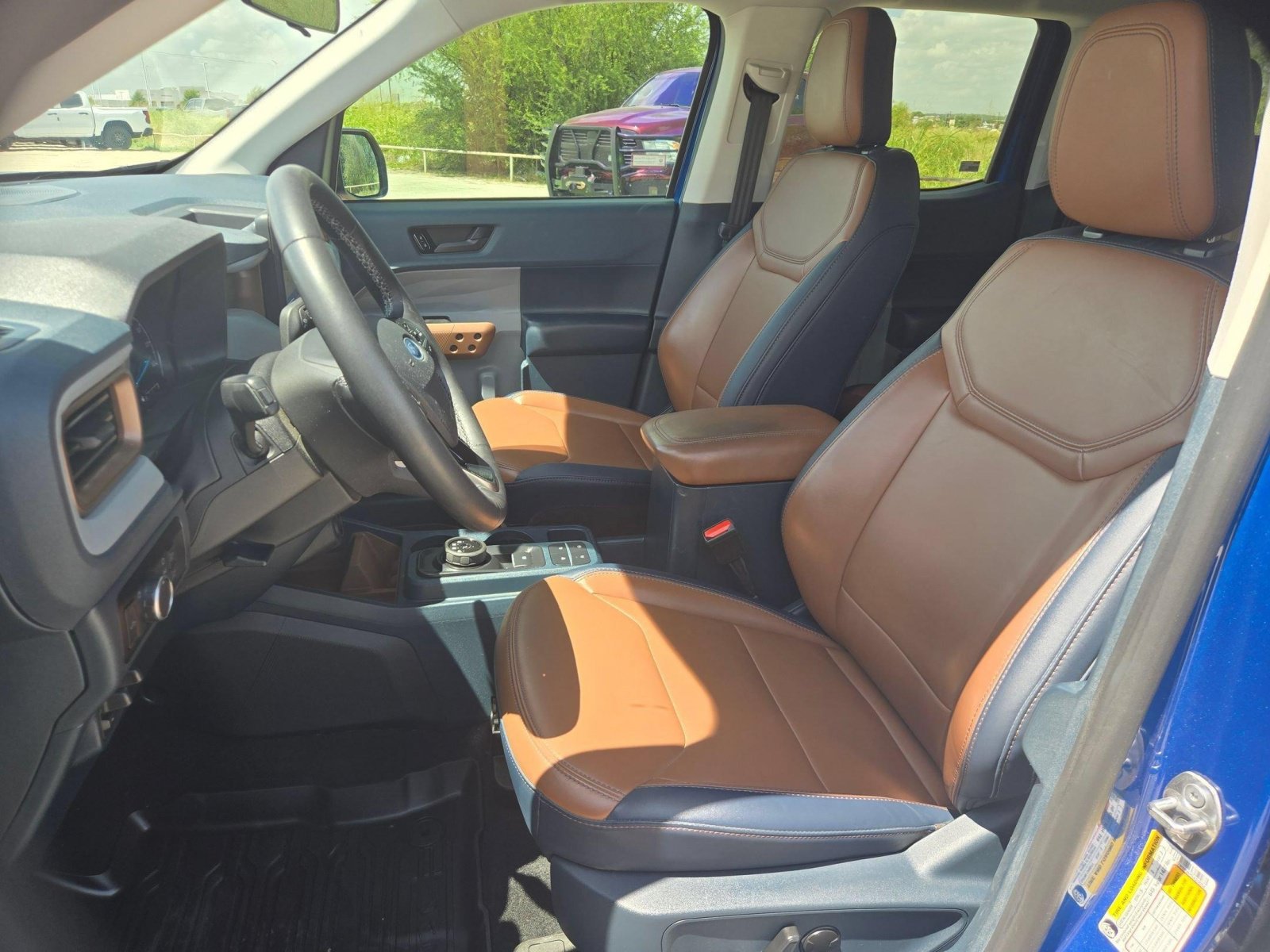 Used 2023 Ford Maverick Lariat w/ Lariat Luxury Package AWD/4WD image 10