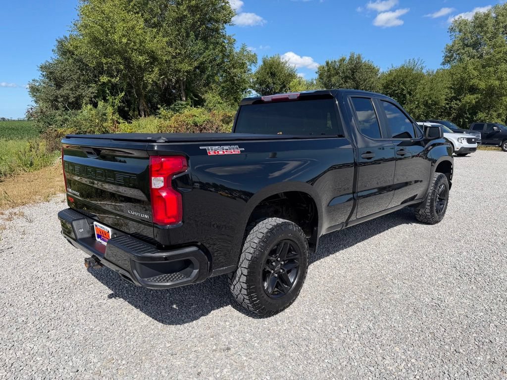 Used 2019 Chevrolet Silverado 1500 Custom Trail Boss AWD/4WD image 25