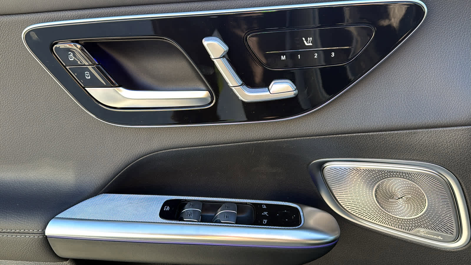 New 2026 Mercedes-Benz GLC 300 4MATIC image 17