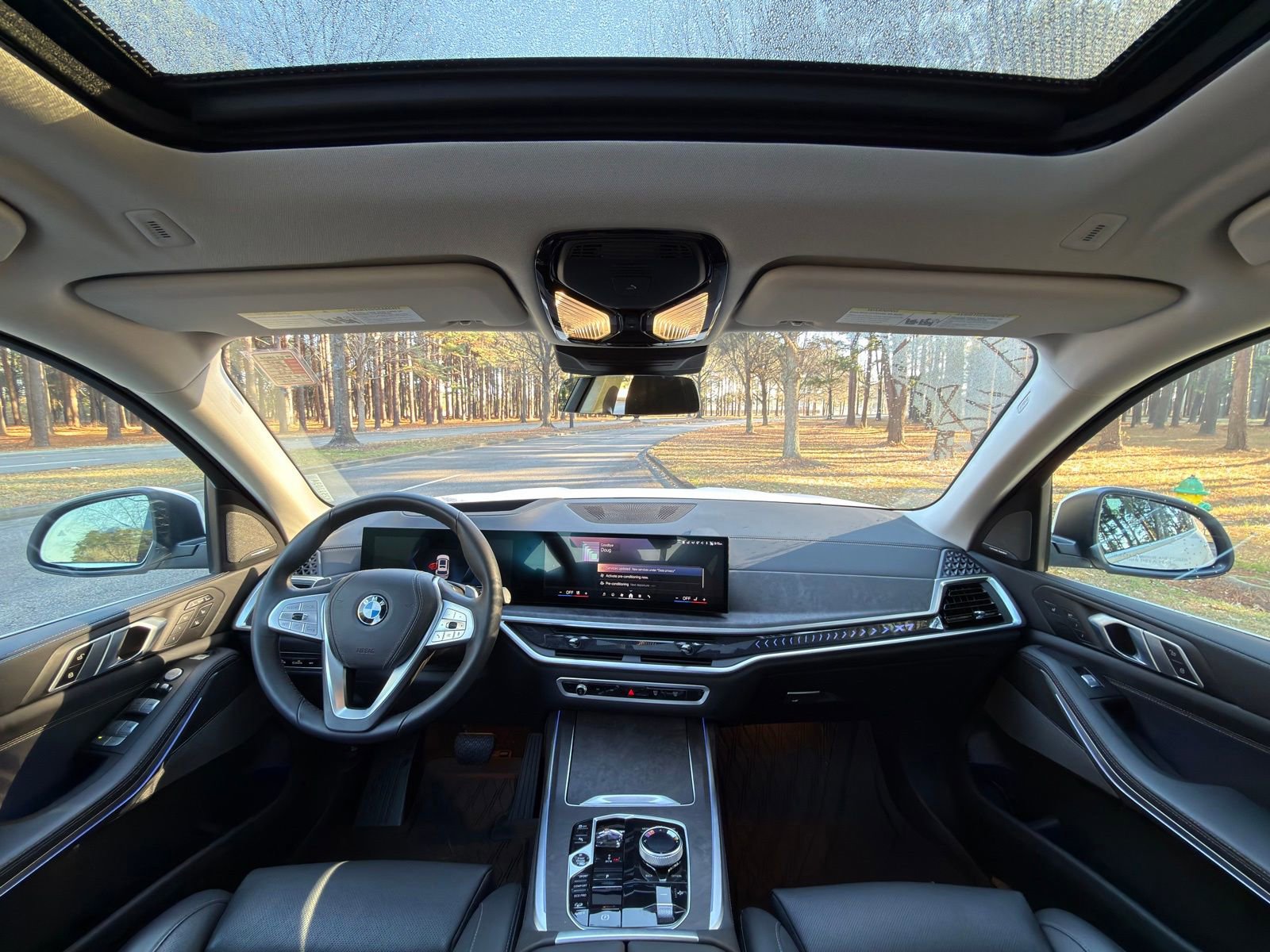 Certified 2024 BMW X7 xDrive40i w/ Executive Package image 2