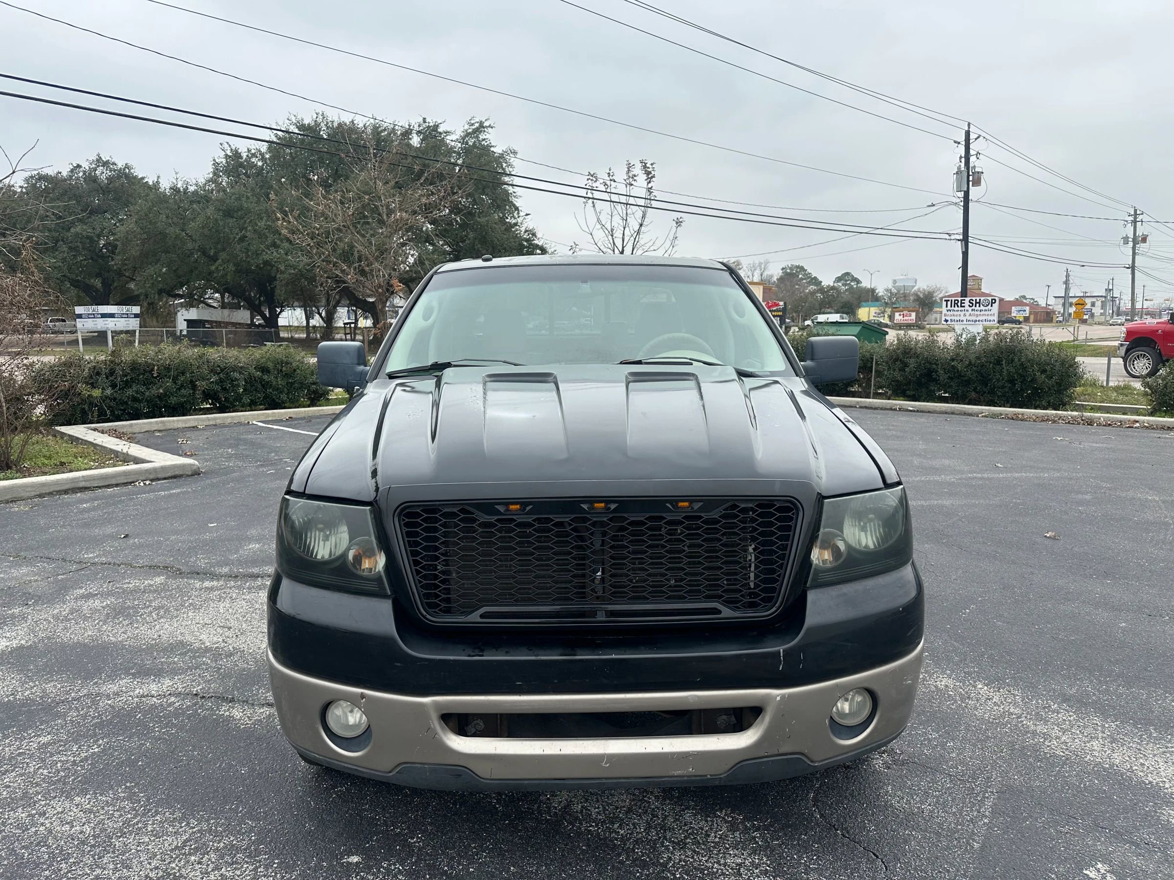 Used 2006 Ford F150 XLT image 2