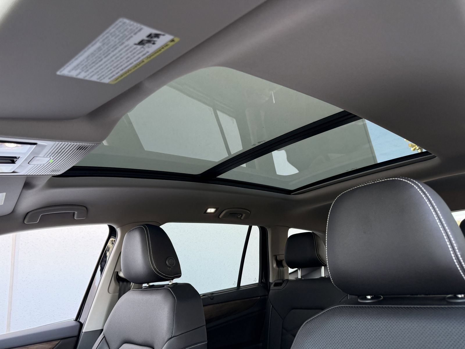 New 2026 Volkswagen Atlas SE FWD image 20