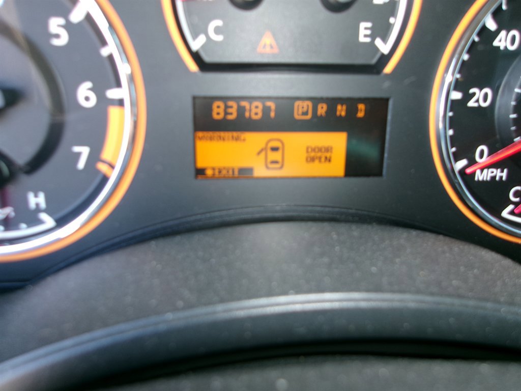 Used 2011 Nissan Armada SL w/ DVD FES Pkg RWD image 24