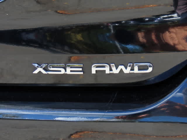 Used 2025 Toyota Highlander XSE AWD/4WD image 8
