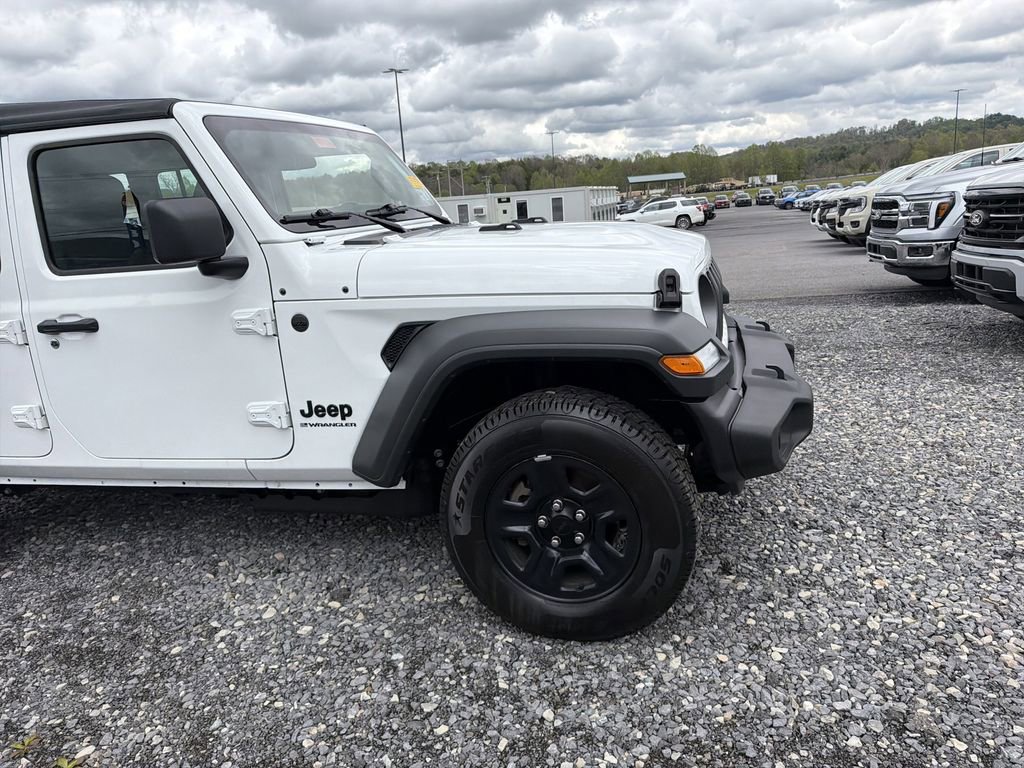 Used 2026 Jeep Wrangler Unlimited Sport AWD/4WD image 4