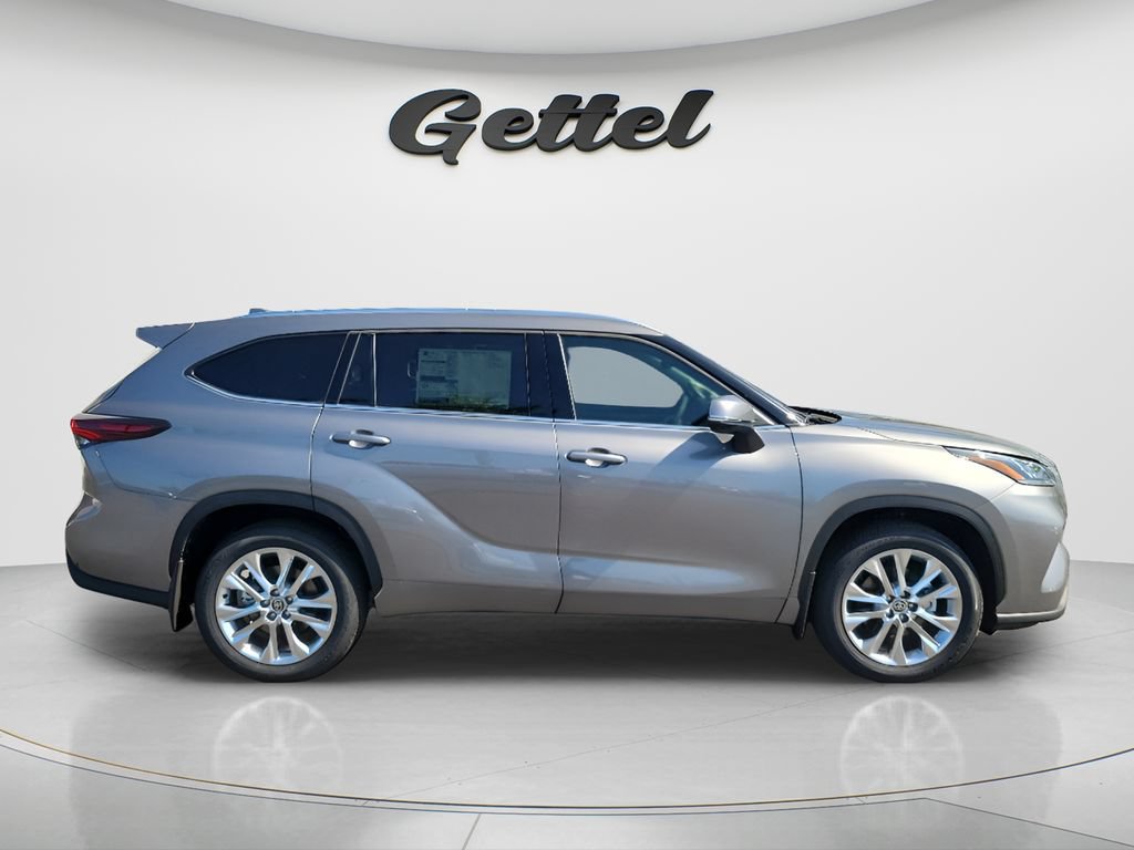 New 2026 Toyota Highlander Limited AWD/4WD image 4