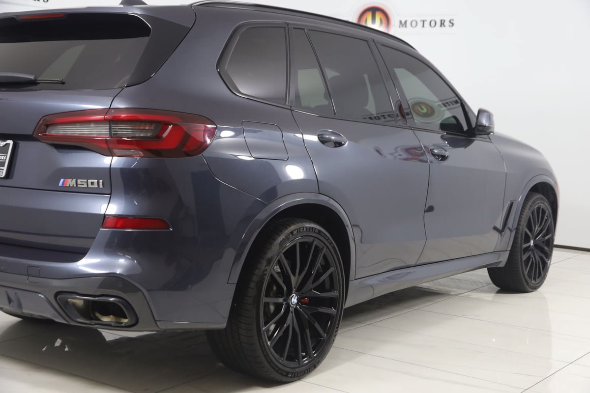 Used 2022 BMW X5 M50i w/ Executive Package AWD/4WD image 47