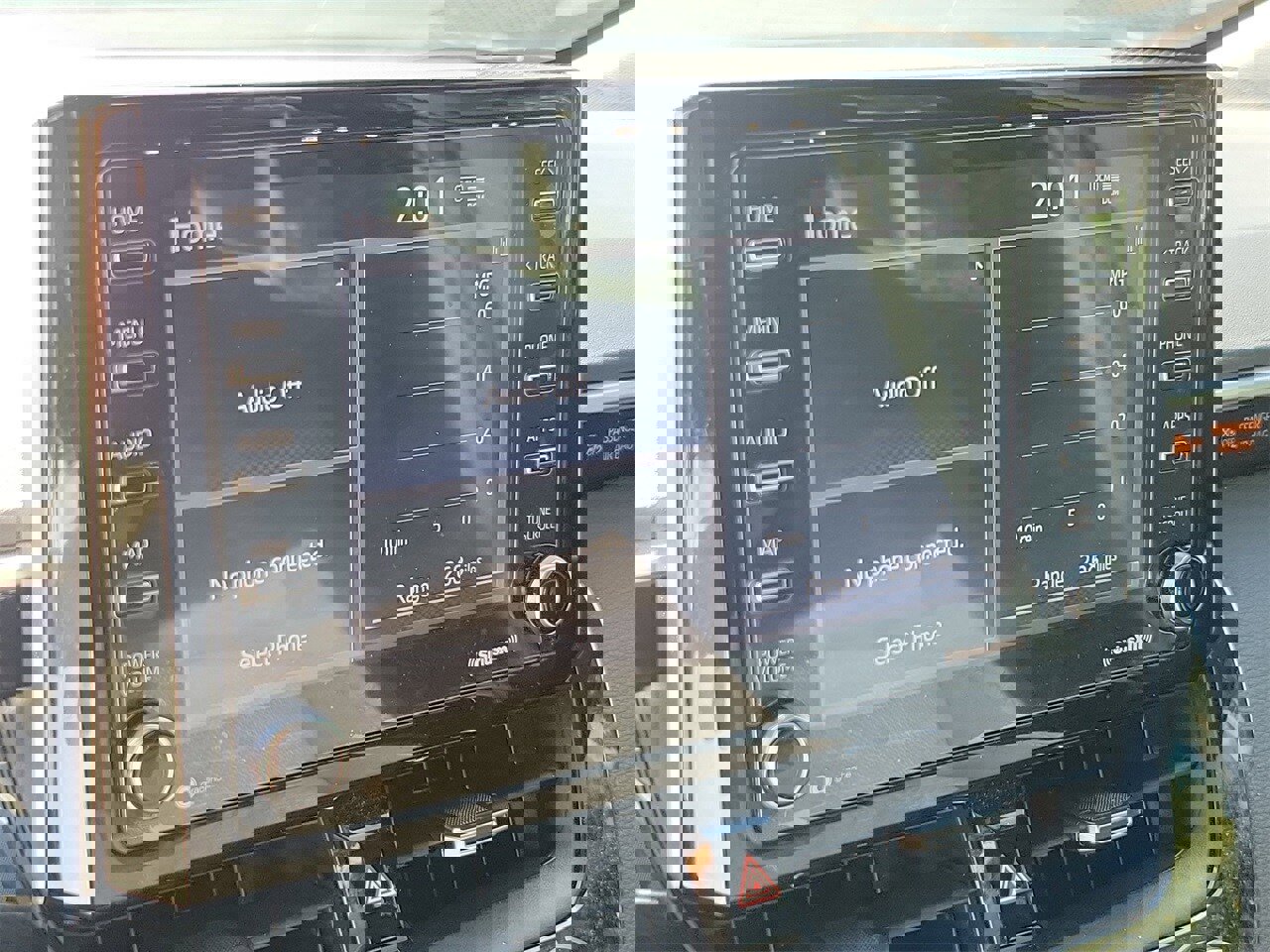 Used 2021 Toyota Corolla SE image 24