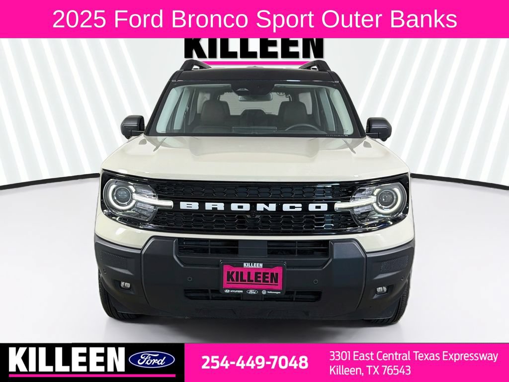 Used 2025 Ford Bronco Sport Outer Banks w/ Outer Banks Tech Package+ AWD/4WD image 2