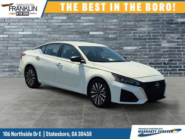 Used 2025 Nissan Altima 2.5 SV FWD image 7