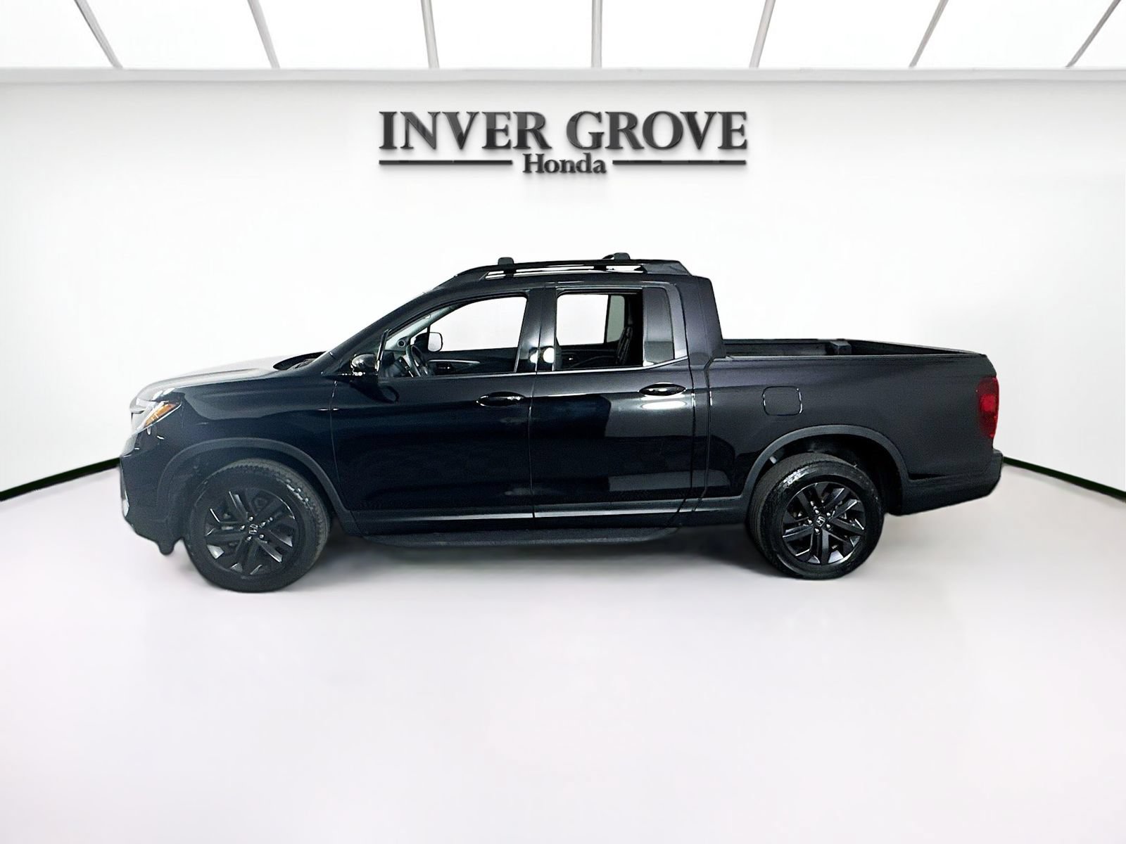 Used 2023 Honda Ridgeline Sport image 8