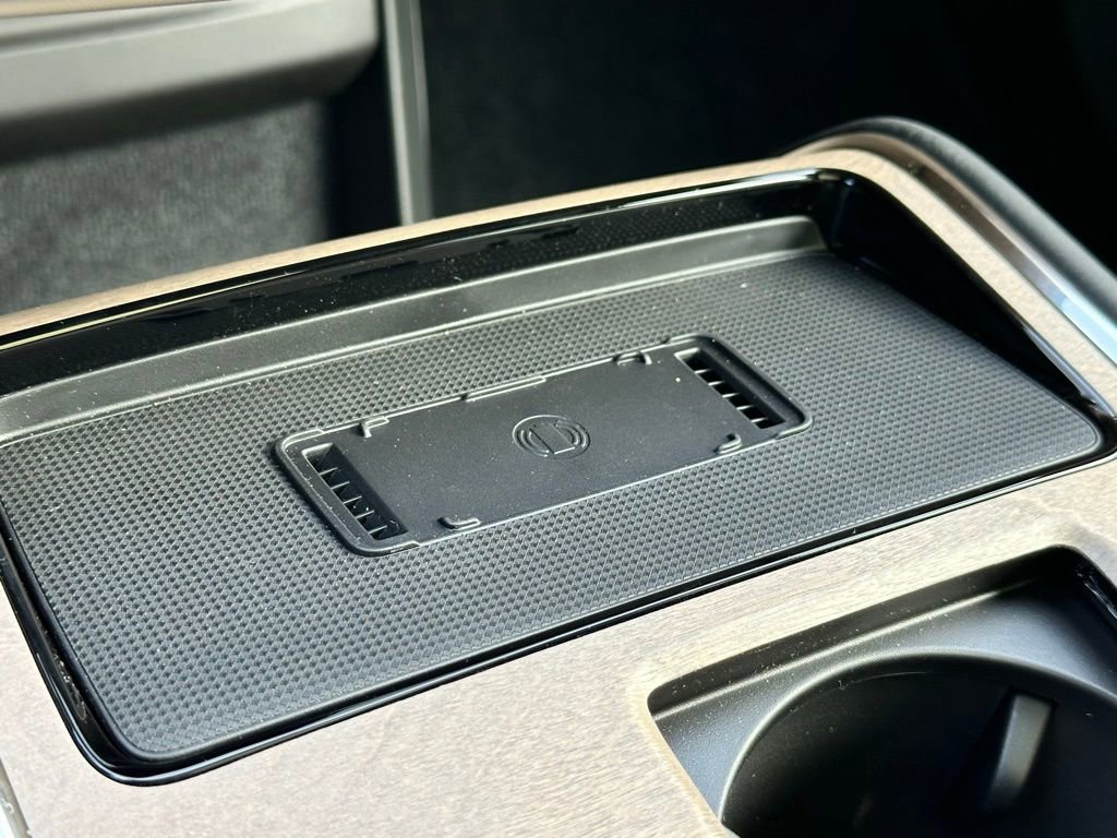 New 2026 Volvo EX90 Plus image 21