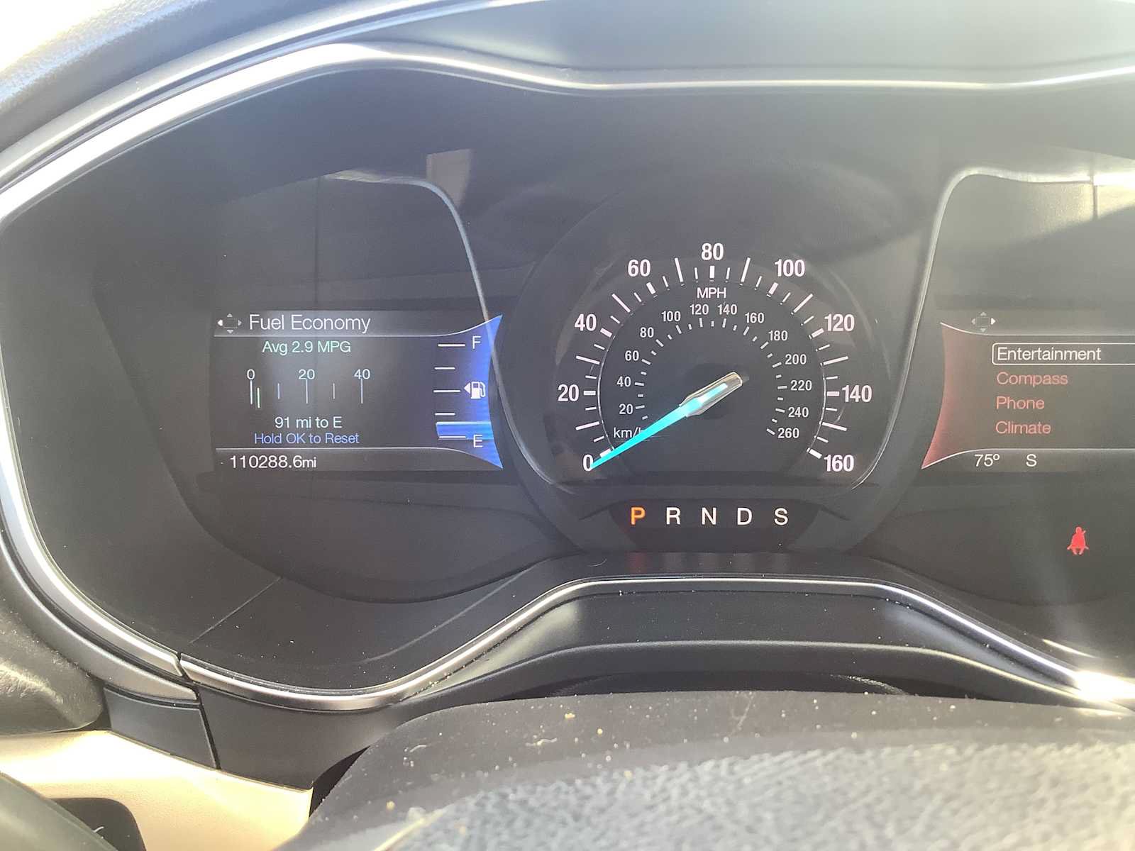 Used 2016 Ford Fusion SE FWD image 18