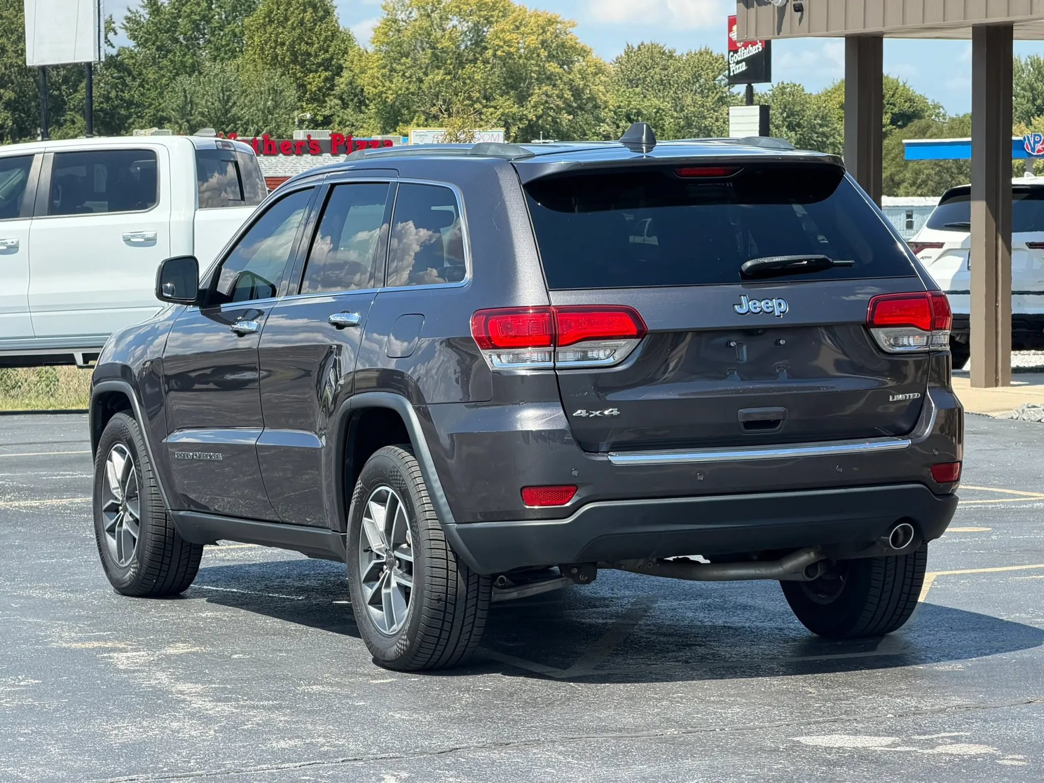 Used 2020 Jeep Grand Cherokee Limited AWD/4WD image 7