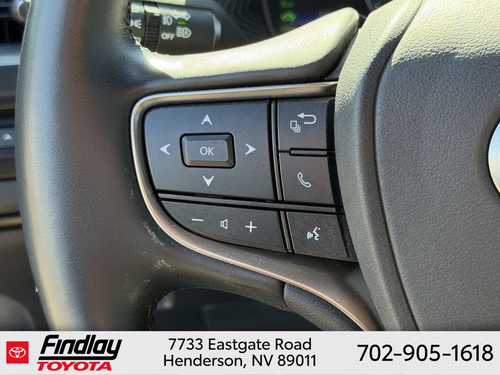 Used 2024 Lexus UX 250h F Sport FWD image 25