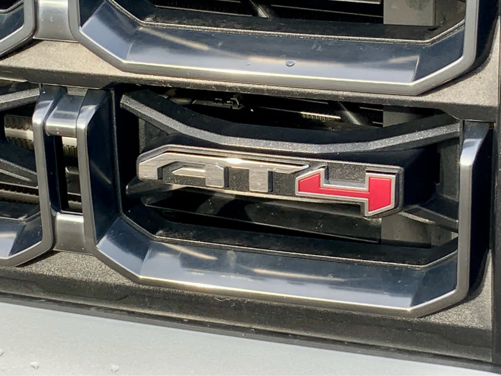 Used 2023 GMC Canyon AT4 w/ AT4 Premium Package image 24